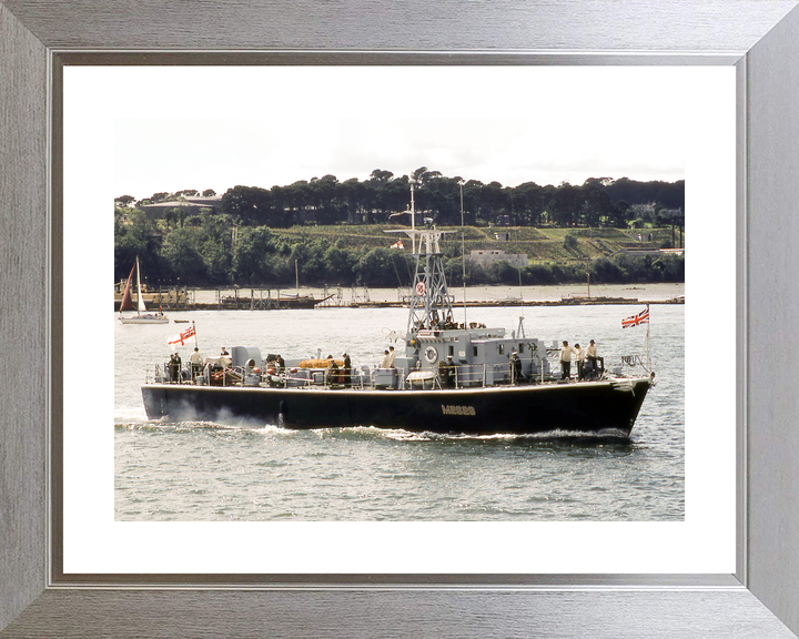 HMS Flintham (M2628) Royal Navy Ham Class Minesweeper Starboard View Photo Print Wall Art Decor - Posters, Prints, & Visual Artwork - by Hampshire Prints (image 6 of 9)