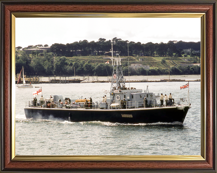 HMS Flintham (M2628) Royal Navy Ham Class Minesweeper Starboard View Photo Print Wall Art Decor - Posters, Prints, & Visual Artwork - by Hampshire Prints (image 9 of 9)