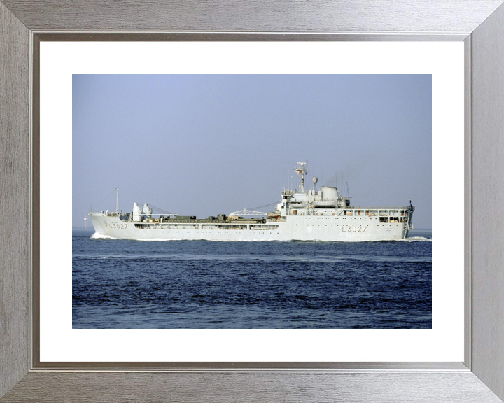 RFA Sir Geraint L3027 Round Table Class Ship August 1991 Photo Print - Posters, Prints, & Visual Artwork - by Hampshire Prints (image 6 of 9)