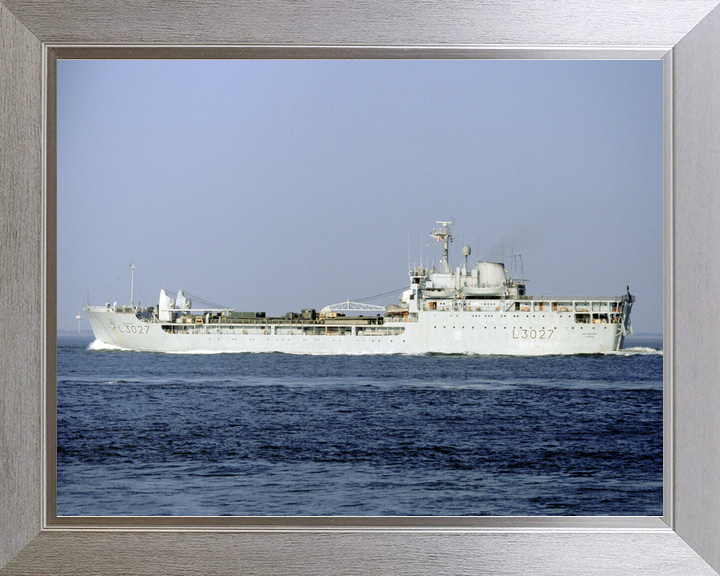 RFA Sir Geraint L3027 Round Table Class Ship August 1991 Photo Print - Posters, Prints, & Visual Artwork - by Hampshire Prints (image 7 of 9)