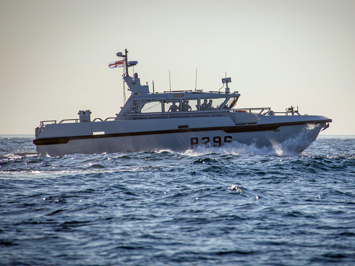 HMS Dagger (P296) Photo Print - Starboard View - Royal Navy Cutlass Class Patrol Vessel Hampshire Prints 6 x 4 No Frame No