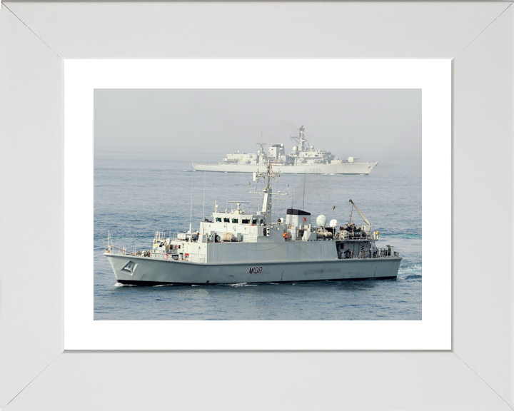HMS Grimsby (M108) Royal Navy Sandown Class Minehunter High Port Side View Photo Print Wall Art Decor - Posters, Prints, & Visual Artwork - by Hampshire Prints (image 4 of 9)