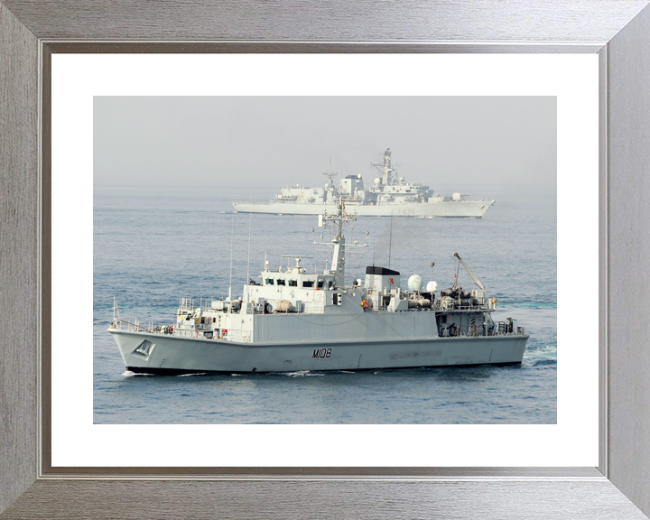 HMS Grimsby (M108) Royal Navy Sandown Class Minehunter High Port Side View Photo Print Wall Art Decor - Posters, Prints, & Visual Artwork - by Hampshire Prints (image 6 of 9)