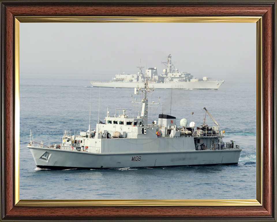 HMS Grimsby (M108) Royal Navy Sandown Class Minehunter High Port Side View Photo Print Wall Art Decor - Posters, Prints, & Visual Artwork - by Hampshire Prints (image 9 of 9)