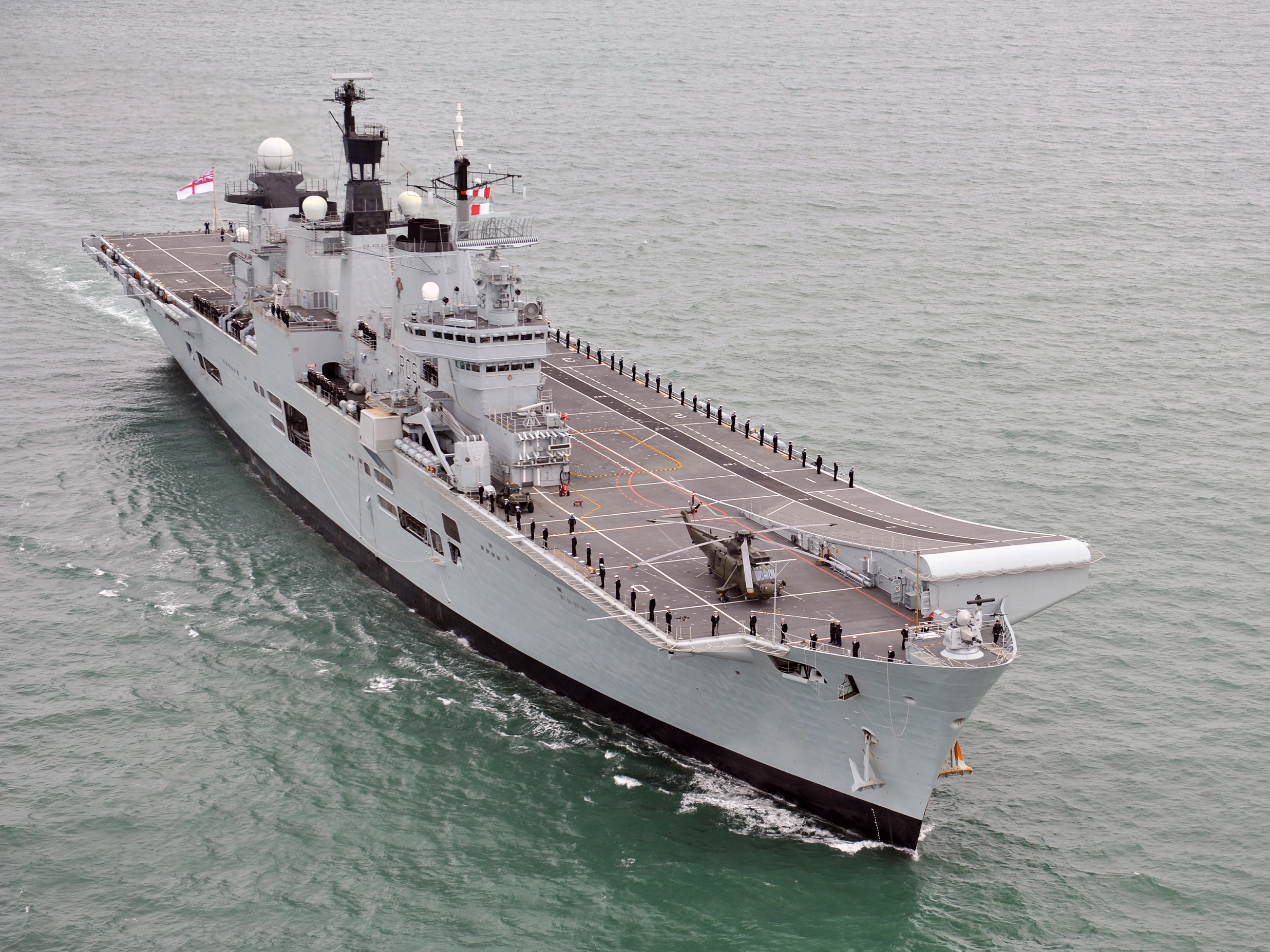 HMS Illustrious (R06) - Entering Port - Royal Navy Invincible Class ...