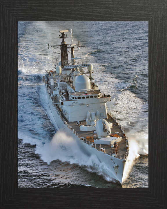 HMS Liverpool D92 Type 42 Destroyer 2010 At Speed Starboard Bow View Photo Print - Posters, Prints, & Visual Artwork - by Hampshire Prints (image 3 of 9)