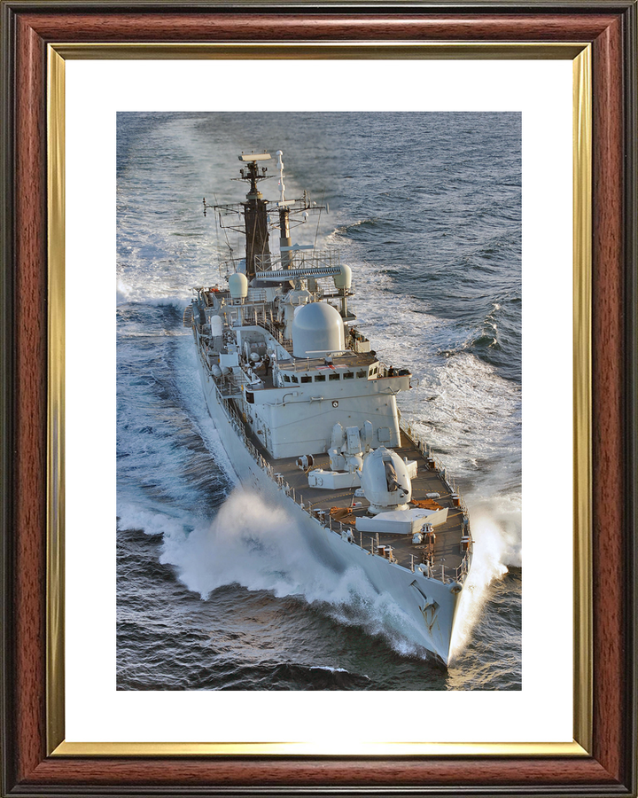 HMS Liverpool D92 Type 42 Destroyer 2010 At Speed Starboard Bow View Photo Print - Posters, Prints, & Visual Artwork - by Hampshire Prints (image 8 of 9)