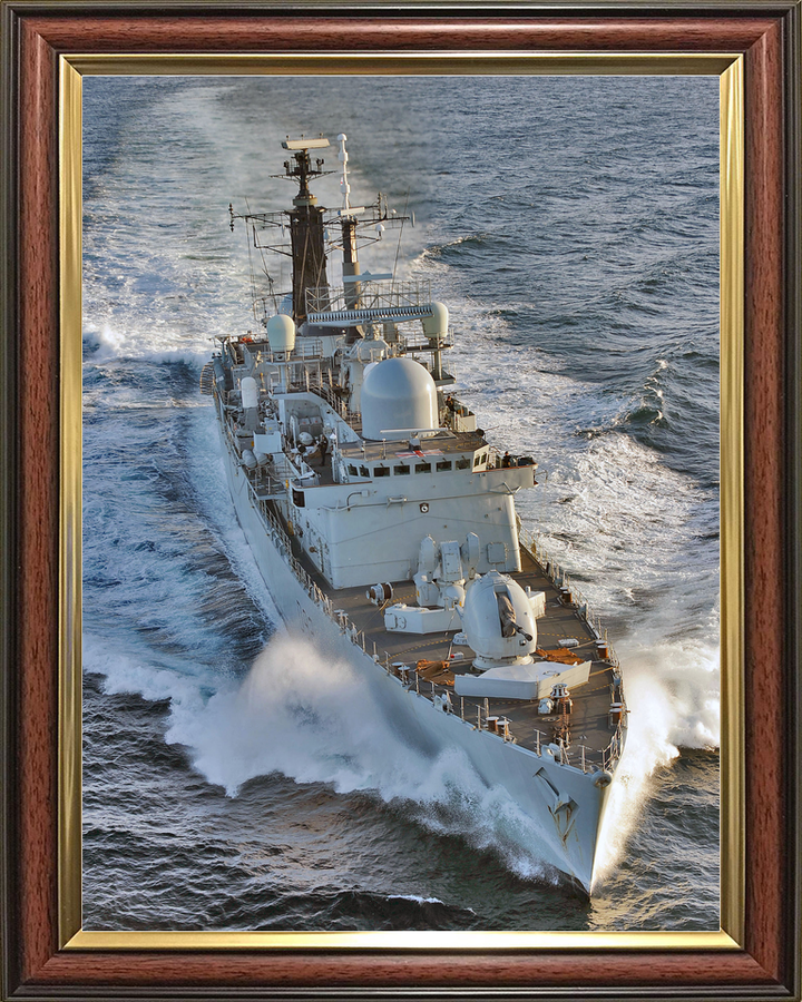 HMS Liverpool D92 Type 42 Destroyer 2010 At Speed Starboard Bow View Photo Print - Posters, Prints, & Visual Artwork - by Hampshire Prints (image 9 of 9)
