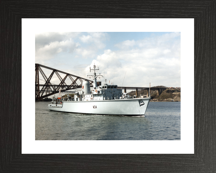 HMS Middleton M34 Hunt Class Mine Warfare Vessel March 1997 Firth of Forth Photo Print - Posters, Prints, & Visual Artwork - by Hampshire Prints (image 2 of 9)