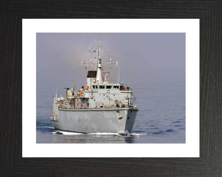 HMS Middleton M34 Hunt Class Mine Warfare Vessel July 2012 Photo Print - Posters, Prints, & Visual Artwork - by Hampshire Prints (image 2 of 9)