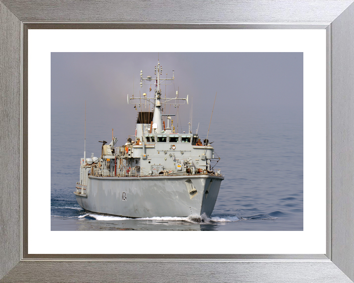 HMS Middleton M34 Hunt Class Mine Warfare Vessel July 2012 Photo Print - Posters, Prints, & Visual Artwork - by Hampshire Prints (image 6 of 9)