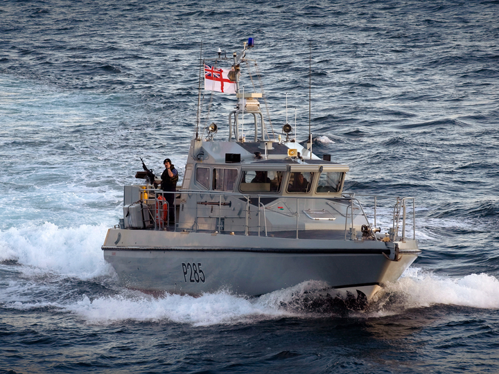 HMS Sabre P285 | Photo Print | Framed Print | Scimitar Class | Fast Patrol Vessel | Royal Navy Hampshire Prints