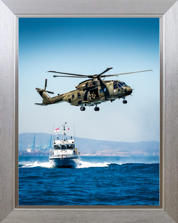 HMS Scimitar P284 Scimitar Class Fast Patrol Vessel March 2016 With Helicopter Photo Print - Posters, Prints, & Visual Artwork - by Hampshire Prints (image 7 of 9)