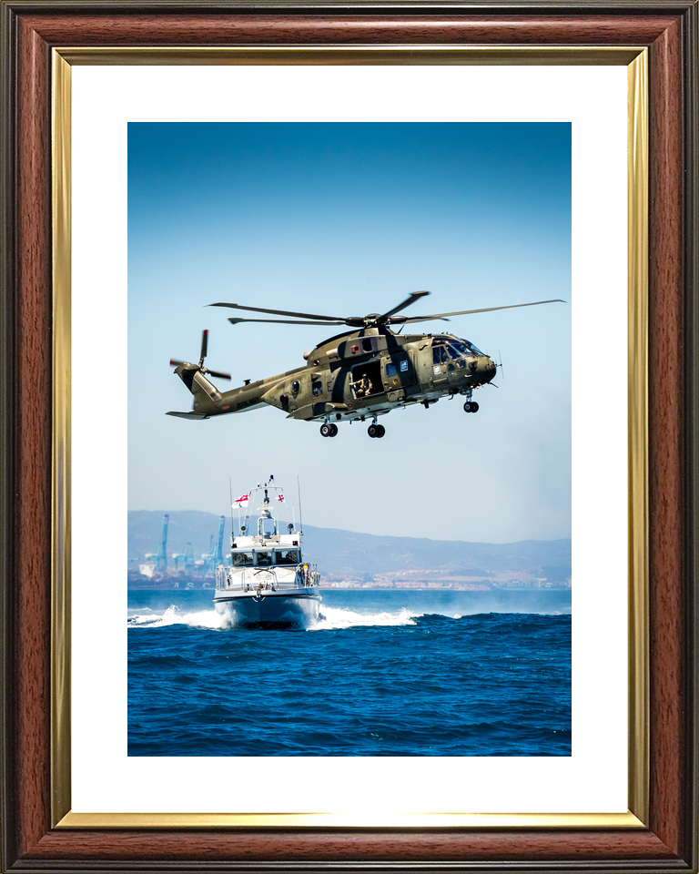 HMS Scimitar P284 Scimitar Class Fast Patrol Vessel March 2016 With Helicopter Photo Print - Posters, Prints, & Visual Artwork - by Hampshire Prints (image 8 of 9)