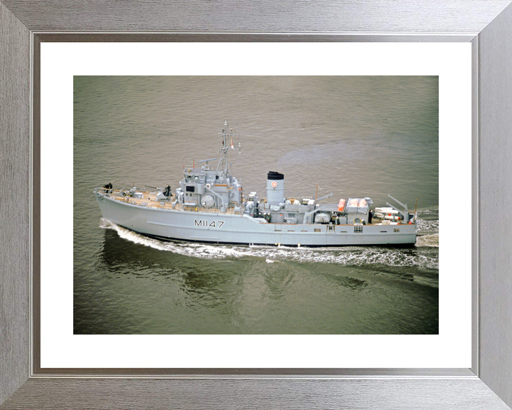 HMS Hubberston (M1147) Royal Navy Ton Class Minesweeper High Port View Photo Print Wall Art Decor - Posters, Prints, & Visual Artwork - by Hampshire Prints (image 6 of 9)