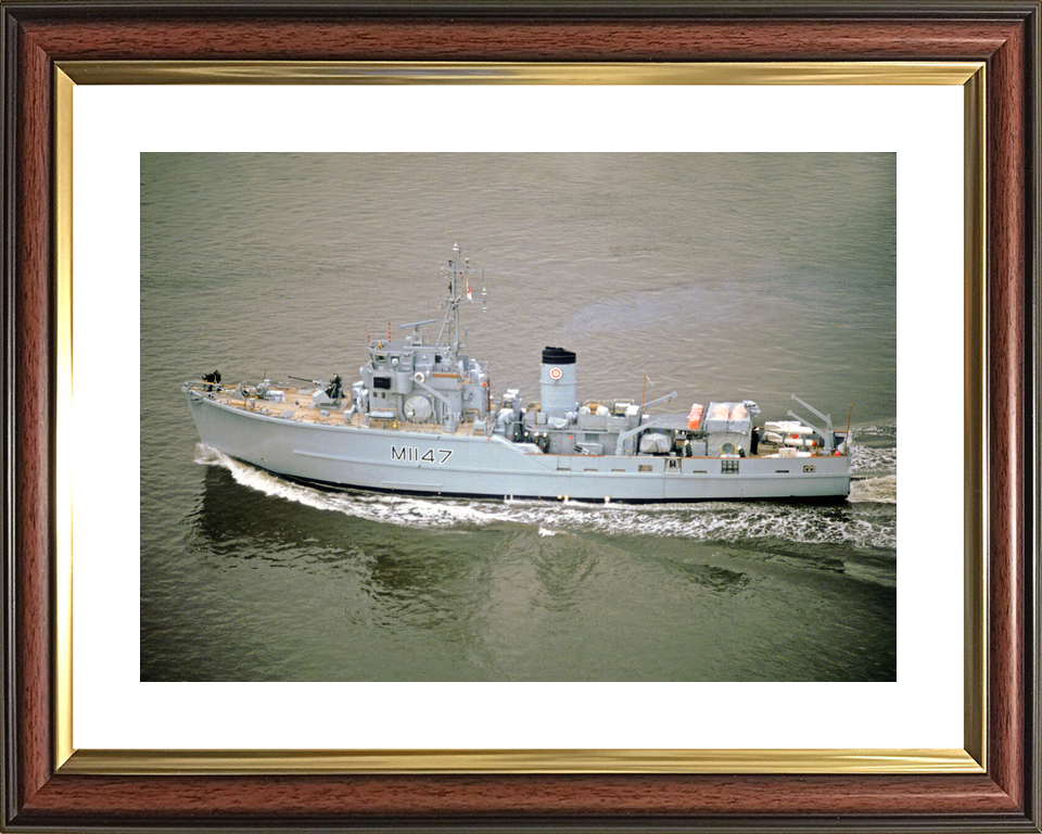 HMS Hubberston (M1147) Royal Navy Ton Class Minesweeper High Port View Photo Print Wall Art Decor - Posters, Prints, & Visual Artwork - by Hampshire Prints (image 8 of 9)