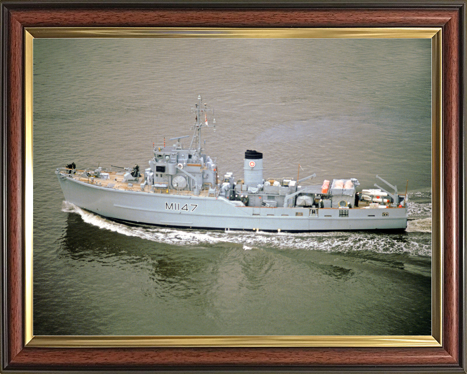 HMS Hubberston (M1147) Royal Navy Ton Class Minesweeper High Port View Photo Print Wall Art Decor - Posters, Prints, & Visual Artwork - by Hampshire Prints (image 9 of 9)