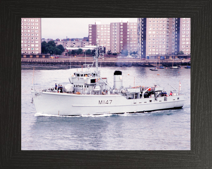 HMS Hubberston (M1147) Royal Navy Ton Class Minesweeper Leaving Portsmouth Photo Print Wall Art Decor - Posters, Prints, & Visual Artwork - by Hampshire Prints (image 3 of 9)
