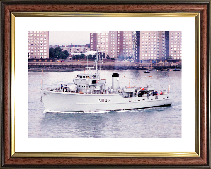 HMS Hubberston (M1147) Royal Navy Ton Class Minesweeper Leaving Portsmouth Photo Print Wall Art Decor - Posters, Prints, & Visual Artwork - by Hampshire Prints (image 8 of 9)