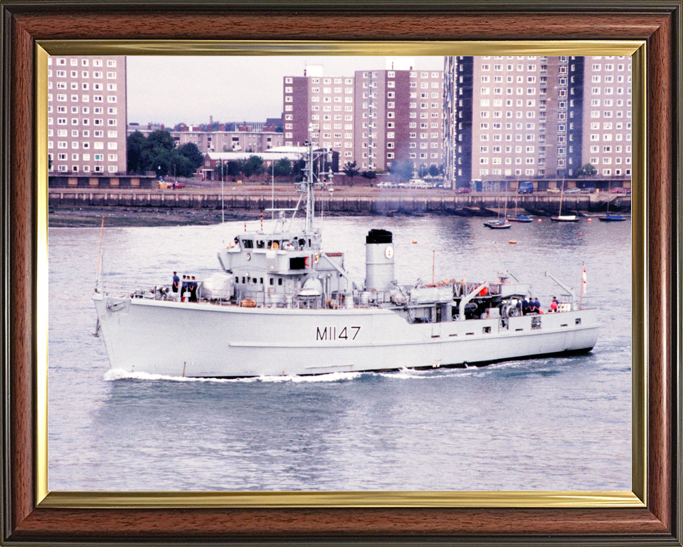 HMS Hubberston (M1147) Royal Navy Ton Class Minesweeper Leaving Portsmouth Photo Print Wall Art Decor - Posters, Prints, & Visual Artwork - by Hampshire Prints (image 9 of 9)
