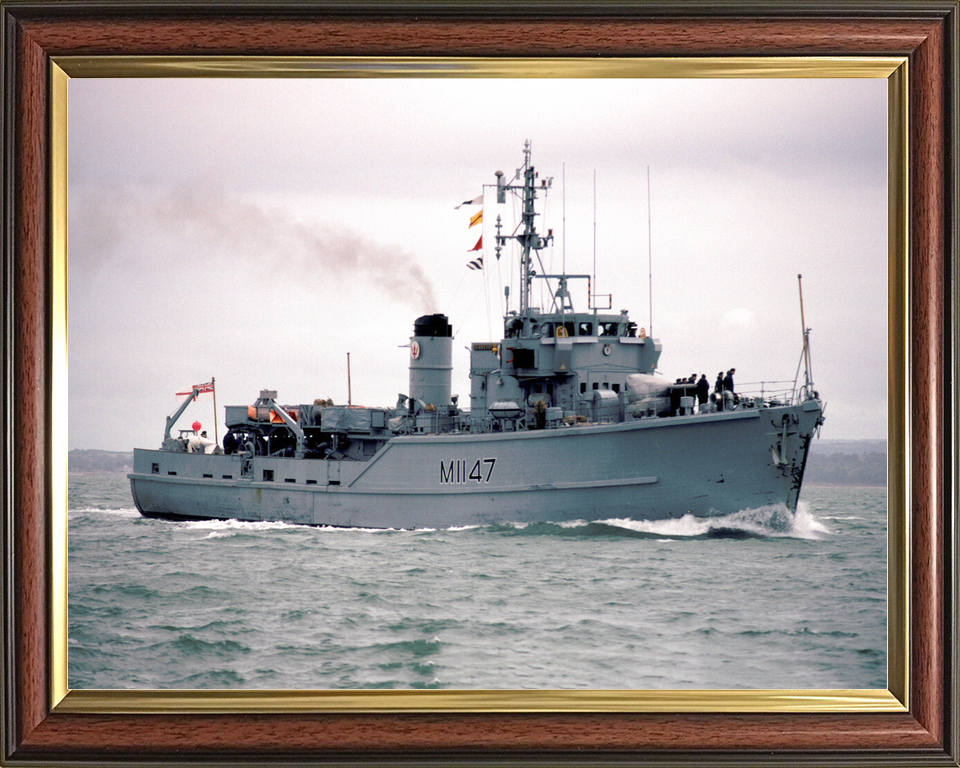 HMS Hubberston (M1147) Royal Navy Ton Class Minesweeper Underway Photo Print Wall Art Decor - Posters, Prints, & Visual Artwork - by Hampshire Prints (image 9 of 9)