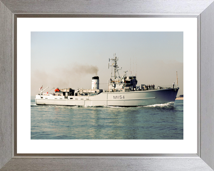 HMS Kellington M1154 Ton Class Minesweeper September 1991 Photo Print - Posters, Prints, & Visual Artwork - by Hampshire Prints (image 6 of 9)