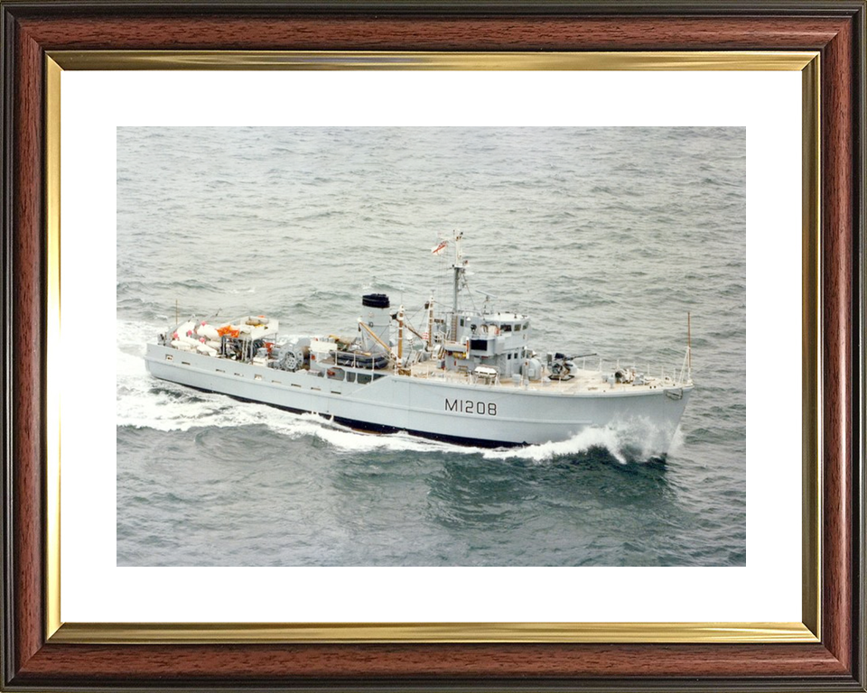 HMS Lewiston M1208 Ton Class Minesweeper Photo Print - Posters, Prints, & Visual Artwork - by Hampshire Prints (image 8 of 9)