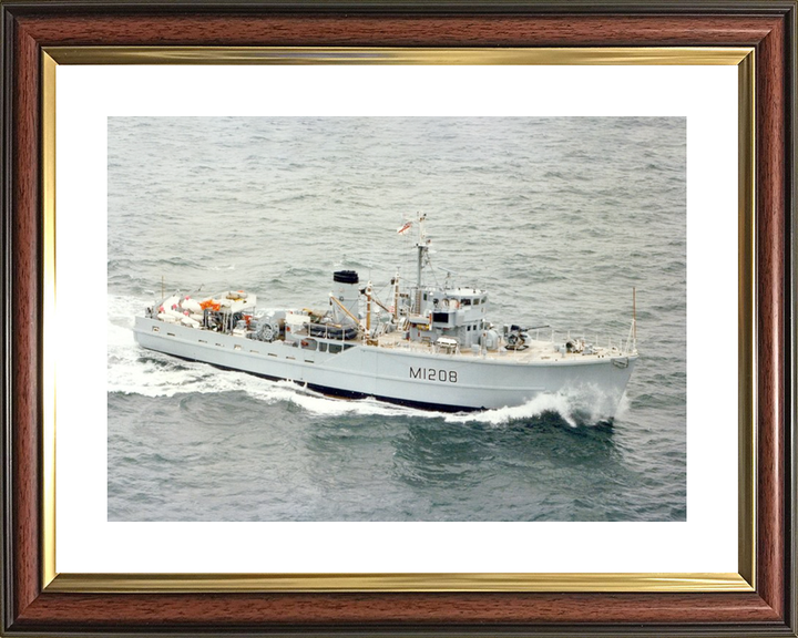 HMS Lewiston M1208 Ton Class Minesweeper Photo Print - Posters, Prints, & Visual Artwork - by Hampshire Prints (image 8 of 9)