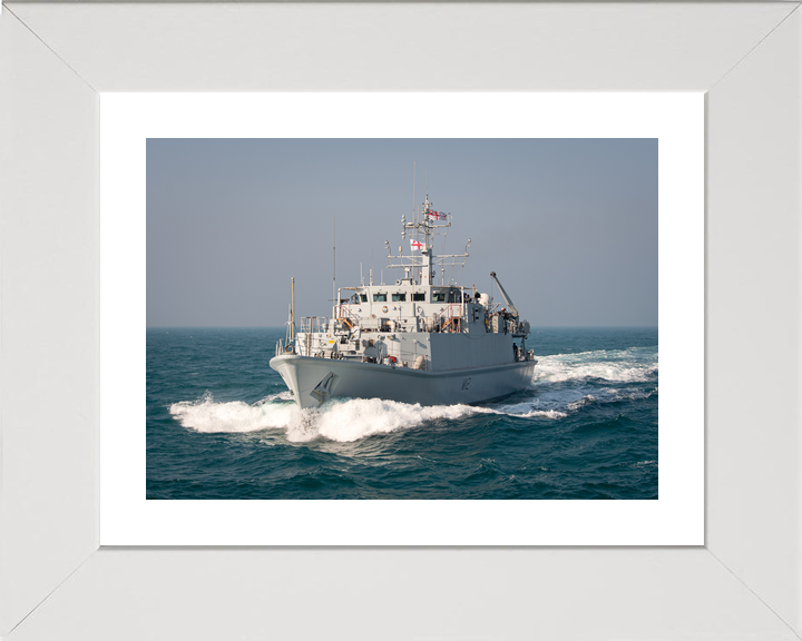 HMS Shoreham M112 Sandown Class Minehunter January 2021 Underway Photo Print - Posters, Prints, & Visual Artwork - by Hampshire Prints (image 4 of 9)