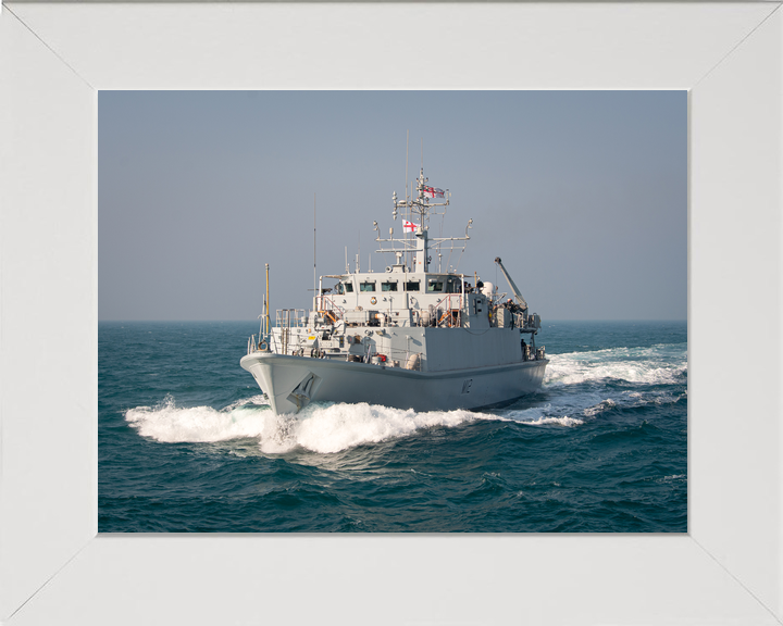 HMS Shoreham M112 Sandown Class Minehunter January 2021 Underway Photo Print - Posters, Prints, & Visual Artwork - by Hampshire Prints (image 5 of 9)