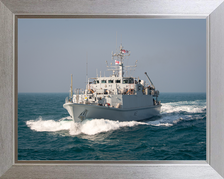 HMS Shoreham M112 Sandown Class Minehunter January 2021 Underway Photo Print - Posters, Prints, & Visual Artwork - by Hampshire Prints (image 7 of 9)