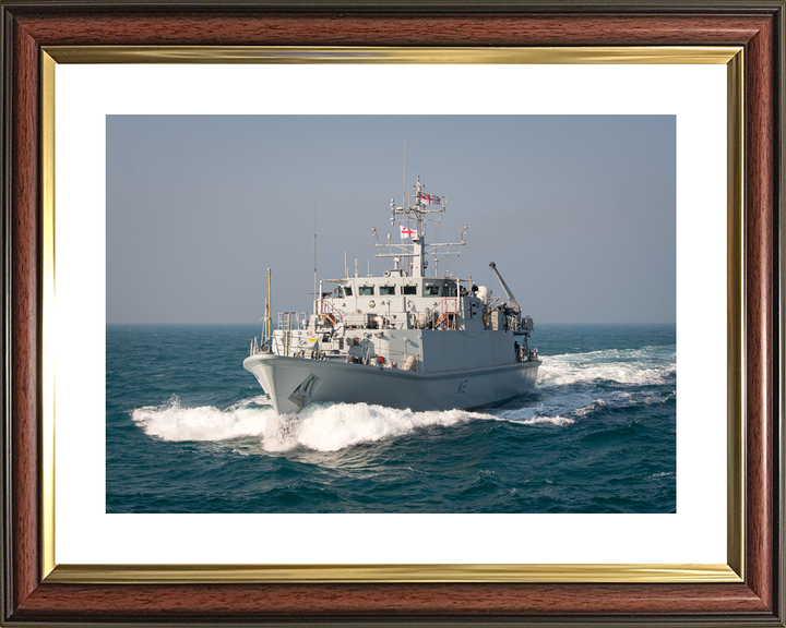 HMS Shoreham M112 Sandown Class Minehunter January 2021 Underway Photo Print - Posters, Prints, & Visual Artwork - by Hampshire Prints (image 8 of 9)