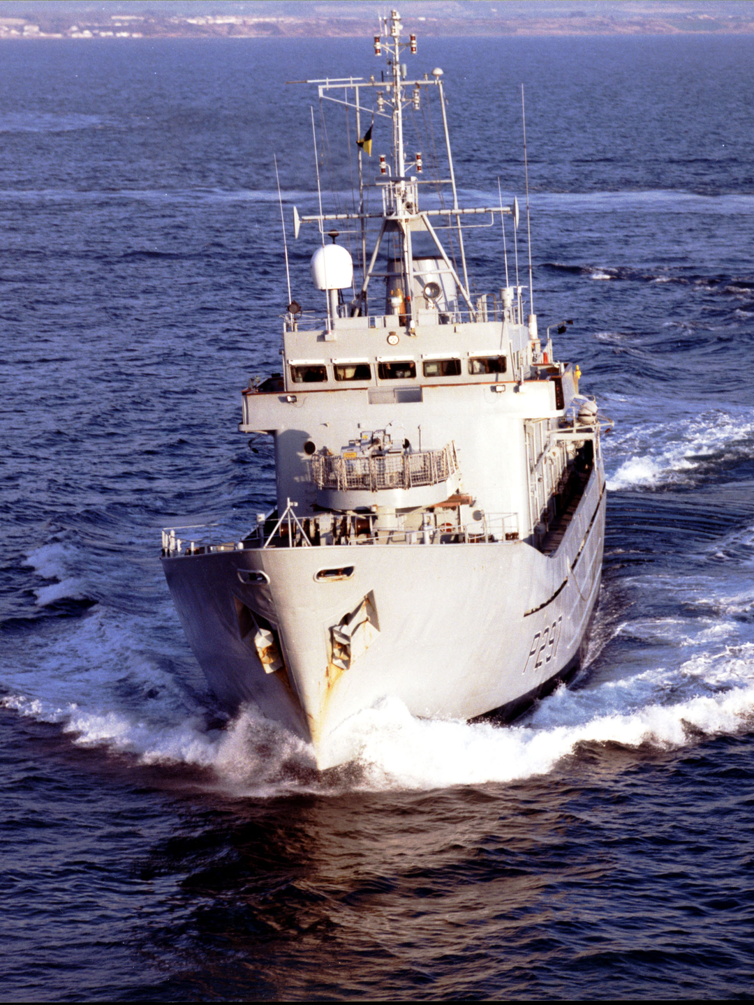HMS Guernsey (P297) Photo Print - Bow View – Royal Navy Island Class Patrol Vessel Hampshire Prints 6 x 4 No Frame No