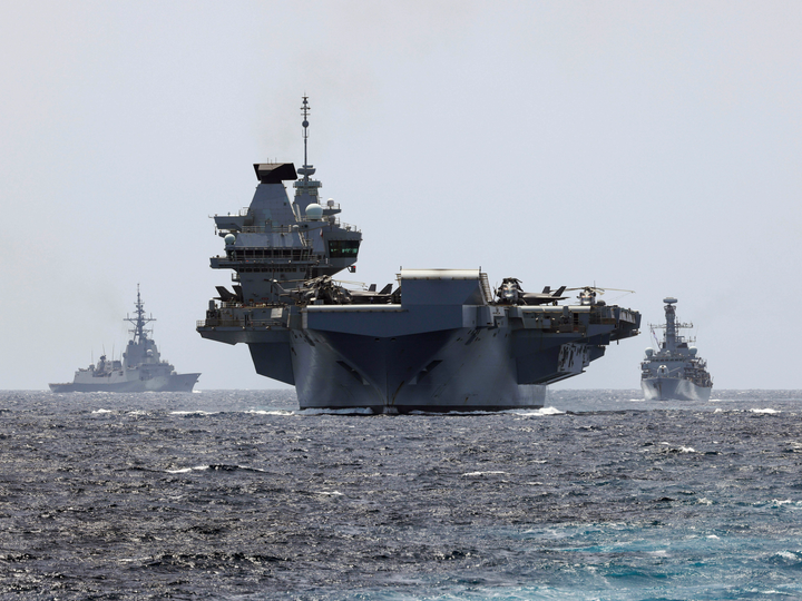 HMS Prince of Wales (R09) Photo Print - The Red Sea 2025 - Royal Navy Queen Elizabeth Class Aircraft Carrier Hampshire Prints 6 x 4 No Frame No