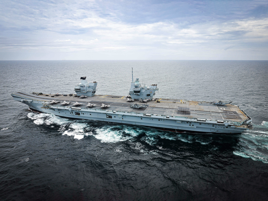 HMS Prince of Wales (R09) Photo Print - At Sea 2025 - Royal Navy Queen Elizabeth Class Aircraft Carrier Hampshire Prints 6 x 4 No Frame No