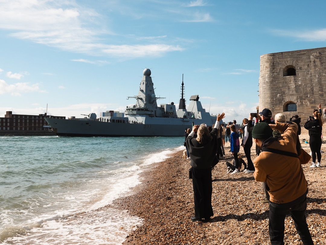 HMS Dauntless (D33) Photo Print - Round Tower 2025 - Royal Navy Type 45 Destroyer Hampshire Prints 6 x 4 No Frame No