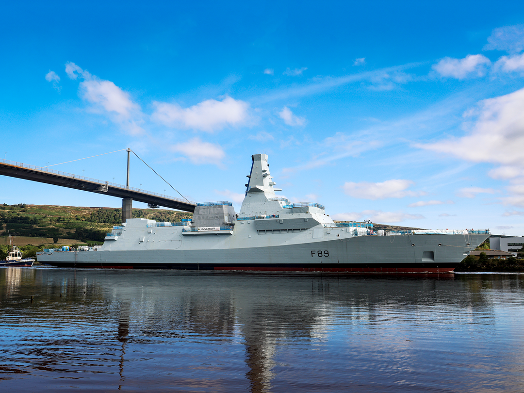 HMS Cardiff (F89) Royal Navy Type 26 Frigate Under Tow Starboard View Photo Print Wall Art Decor Posters, Prints, & Visual Artwork Hampshire Prints 6 x 4 No Frame No