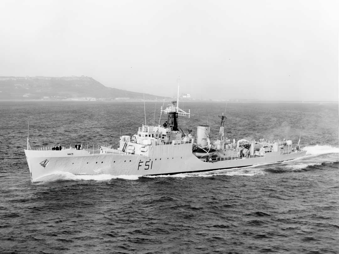 HMS Grafton (F51) Photo Print - Underway - Royal Navy Blackwood Class Frigate Hampshire Prints 6 x 4 No Frame No