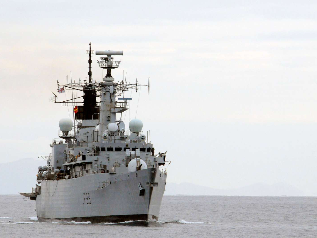 HMS Cornwall (F99) Photo Print - At sea 2010 - Royal Navy type 22 Frigate Hampshire Prints 6 x 4 No Frame No