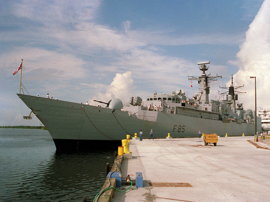 HMS Cumberland (F85) Photo Print - Florida 1993 - Royal Navy Type 22 Frigate Hampshire Prints 6 x 4 No Frame No