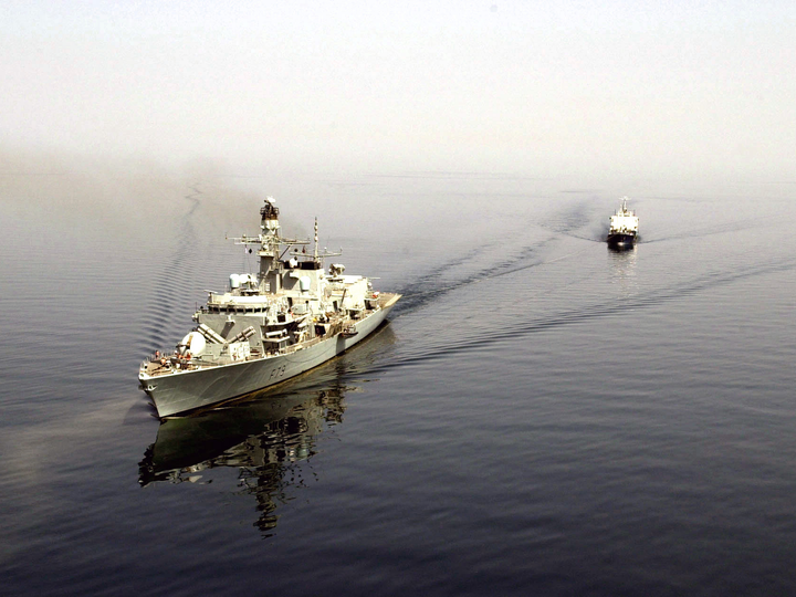 HMS Portland (F79) Photo Print - At Sea 2002 - Royal Navy Type 23 Frigate Hampshire Prints 6 x 4 No Frame No