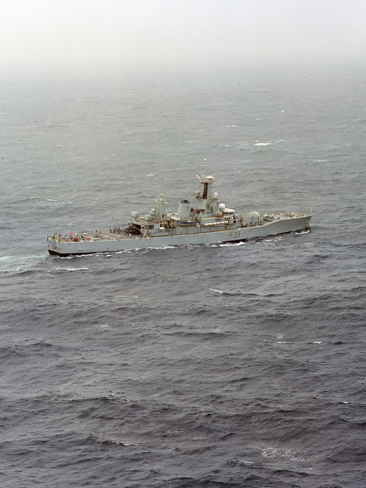 HMS Naiad (F39) Photo Print - At Sea 1982 - Royal Navy Leander Class Frigate Hampshire Prints 6 x 4 No Frame No