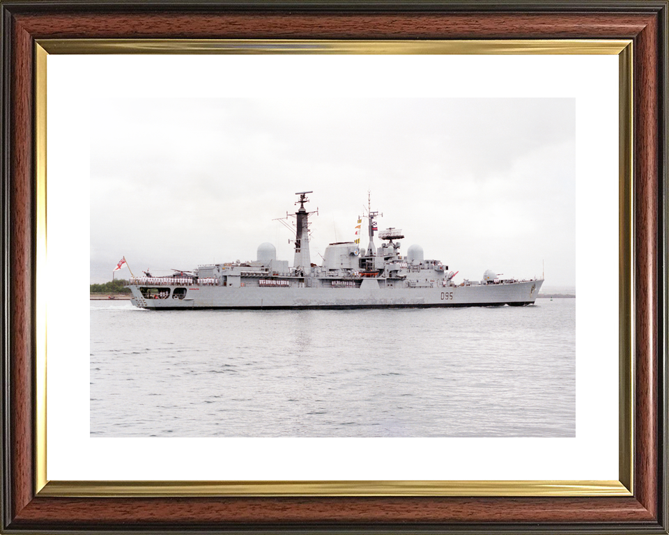 HMS Manchester D95 Type 42 Destroyer June 1986 Photo Print - Posters, Prints, & Visual Artwork - by Hampshire Prints (image 8 of 9)