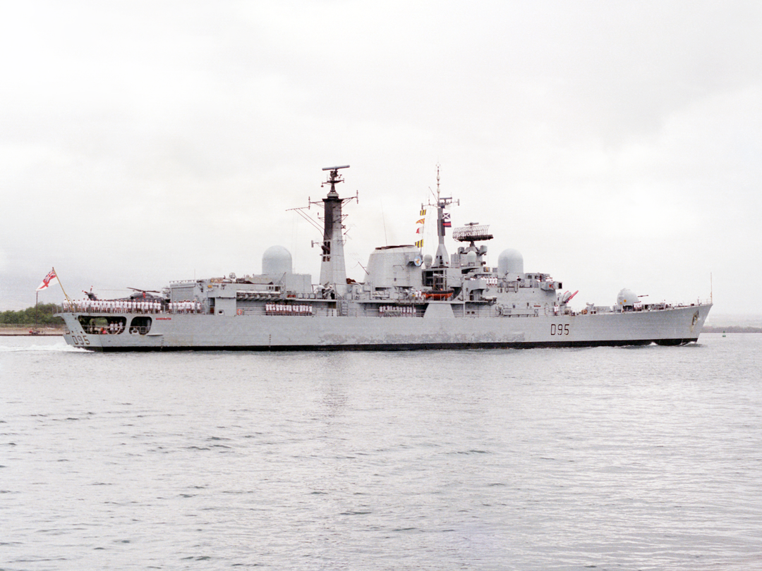 HMS Manchester D95 Type 42 Destroyer June 1986 Photo Print - Posters, Prints, & Visual Artwork - by Hampshire Prints (image 1 of 9)