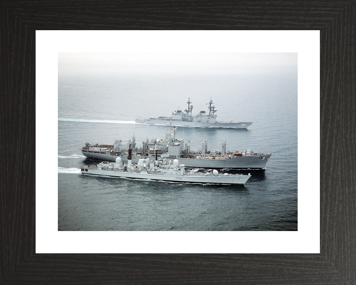 HMS Gloucester (D96) Royal Navy Type 42 Destroyer Refuelling 1991 Photo Print Wall Art Decor - Posters, Prints, & Visual Artwork - by Hampshire Prints (image 2 of 9)