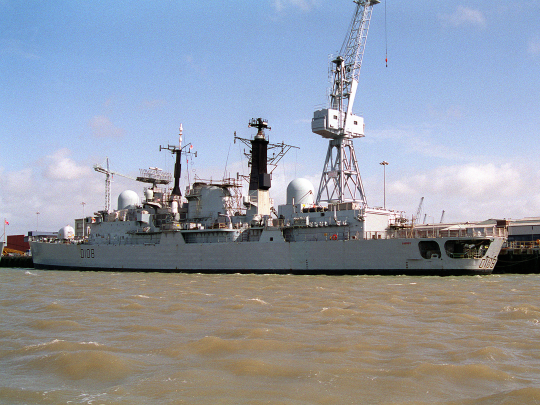 HMS Cardiff (D108) Photo Print - Portsmouth 1994 - Royal Navy Type 42 Destroyer Hampshire Prints 6 x 4 No Frame No