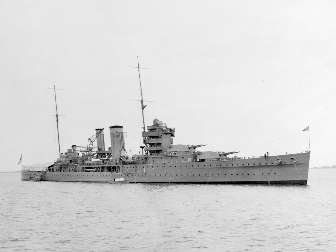 HMS York 90 York Class Heavy Cruiser Warship January 1931 Photo Print - Posters, Prints, & Visual Artwork - by Hampshire Prints (image 1 of 9)