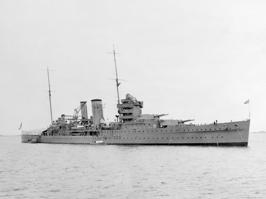HMS York (90) Photo Print - At Anchor 1931 - Royal Navy York Class Heavy Cruiser Hampshire Prints 6 x 4 No Frame No