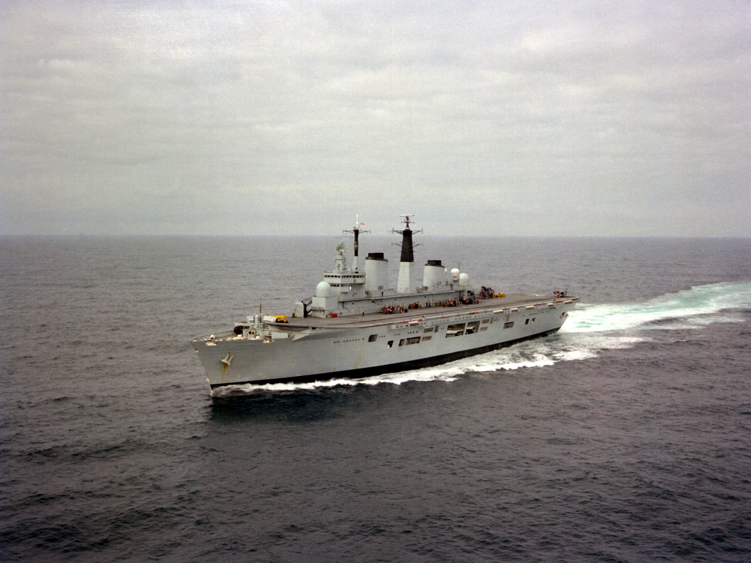 HMS Invincible (R05) Photo Print - At Sea 1982 - Royal Navy Invincible Class Aircraft Carrier Hampshire Prints 6 x 4 No Frame No