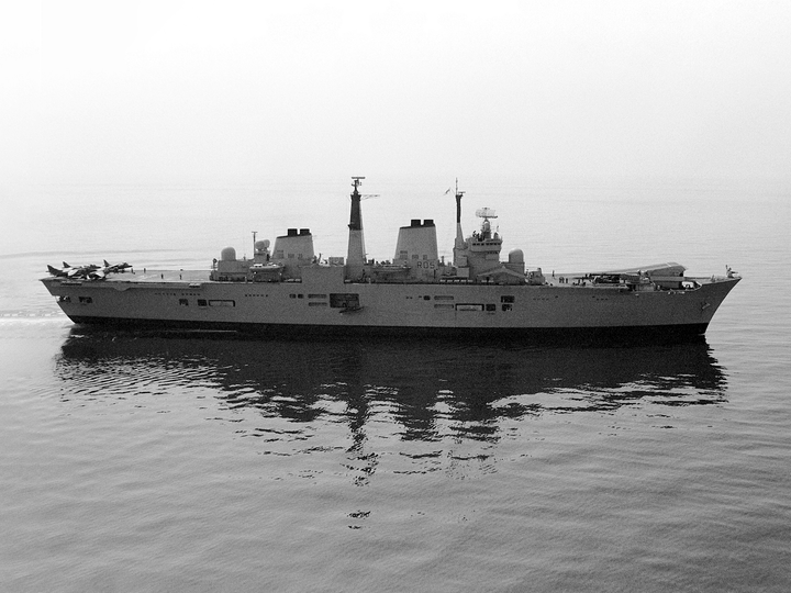 HMS Invincible (R05) Photo Print - At Sea 1990 - Royal Navy Invincible Class Aircraft Carrier Hampshire Prints 6 x 4 No Frame No